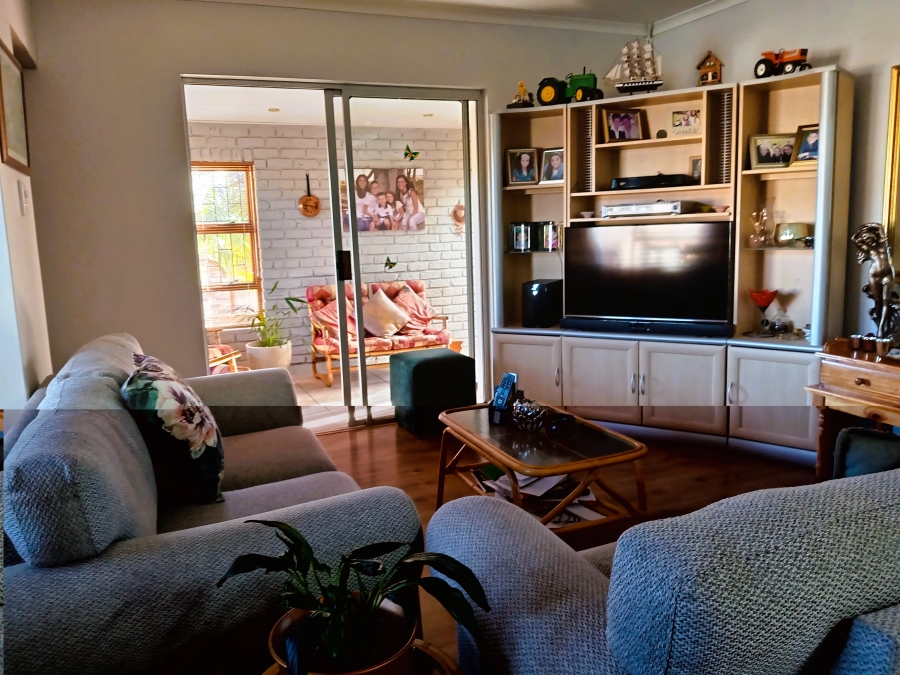 3 Bedroom Property for Sale in Strelitzia Park Eastern Cape